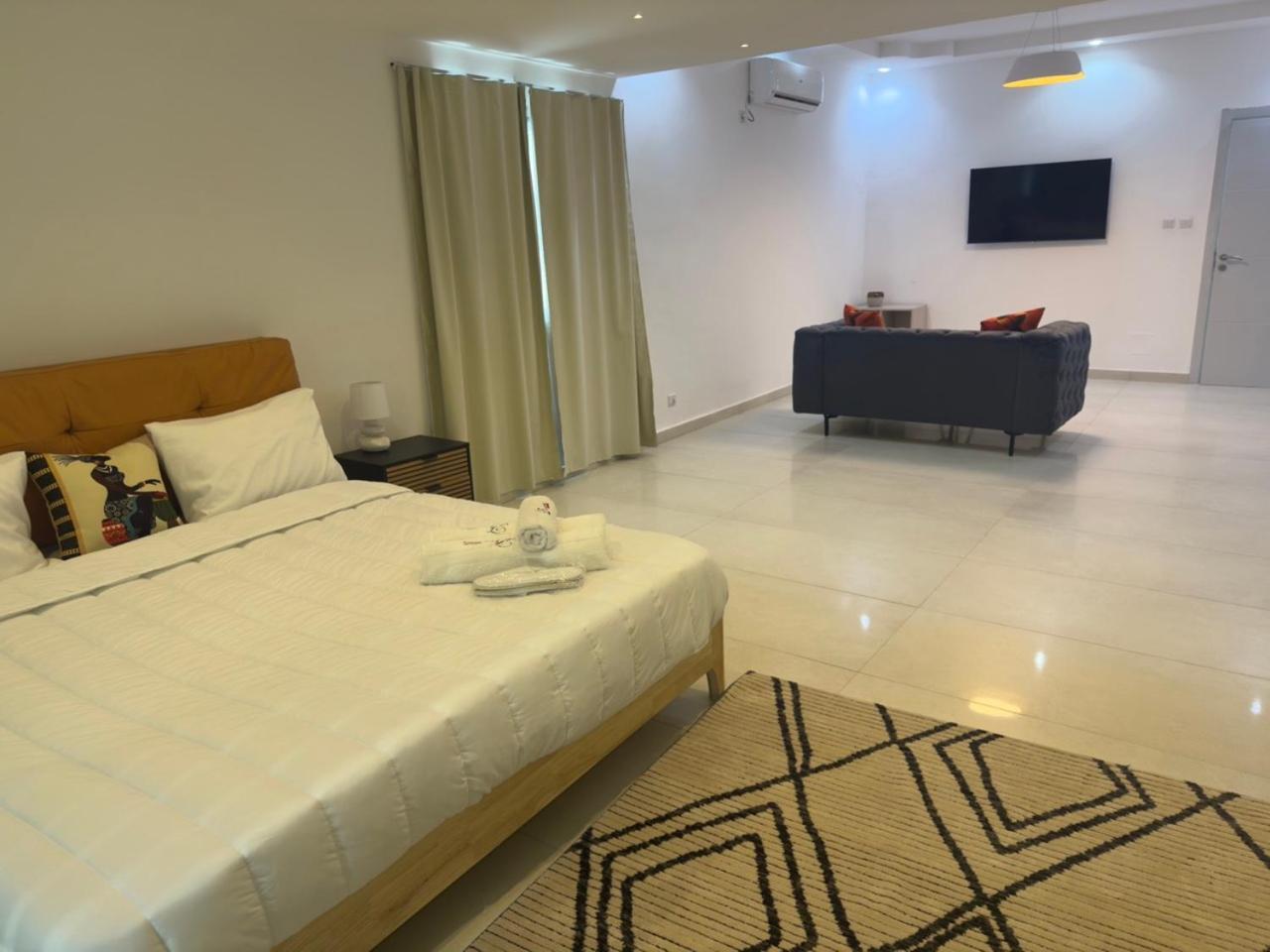 Francesca Guest House Дакар Экстерьер фото